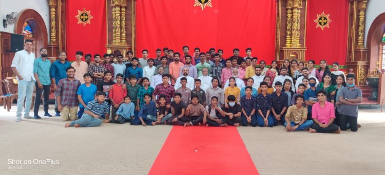 മദ്ബഹാ ശുശ്രൂഷകർക്കായുള്ള പഠന ശിബിരം തെള്ളിയൂർ സെന്റ്. ഫ്രാൻസിസ് സേവ്യർ മലങ്കര കത്തോലിക്ക ദൈവാലയത്തിൽ വച്ചു നടത്തപ്പെട്ടു