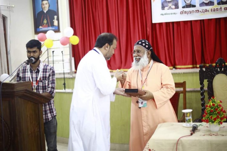 മോറാൻ മോർ ബസേലിയോസ് കർദിനാൾ ക്ലീമിസ് കാതോലിക്കാ ബാവാ തിരുമനസിന് യുവജന സഭയുടെ പ്രാർത്ഥന ആശംസകൾ നേർന്നു.