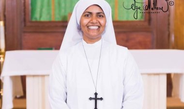 റവ ഡോക്ടർ സിസ്റ്റർ ജോസ്‌ലിൻ ഇടത്തിൽ SIC യ്ക്ക് ഏഷ്യാനെറ്റ്  ന്യൂസ് ഹെൽത്ത് കെയർ എക്സലൻസ് അവാർഡ്