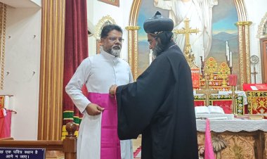 ഡൽഹി ഗുഡ്ഗാവ് ഭദ്രാസനത്തിന്റെ മുഖ്യ വികാരി ജനറൽ ആയി നിയമിതനായി  ഫാ വർഗീസ് വളളിക്കാട്ട്